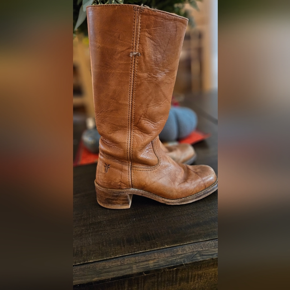 Frye Campus boot